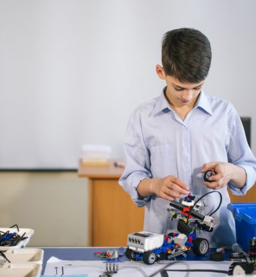 Can Robotics Teach Problem-Solving Skills to Students